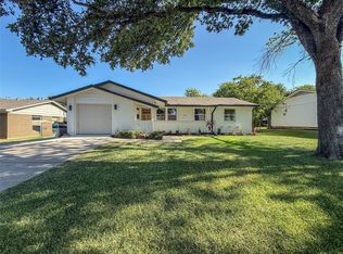 3061 Old North Rd, Farmers Branch, TX 75234
