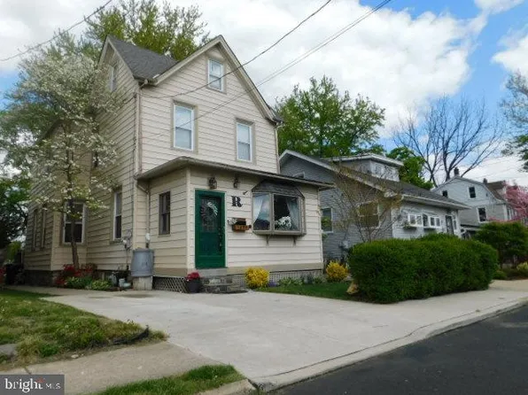 1857 Eckard Ave, Abington, PA 19001