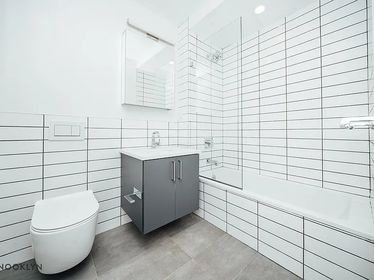 1247 Atlantic Ave #806 — Photo 7