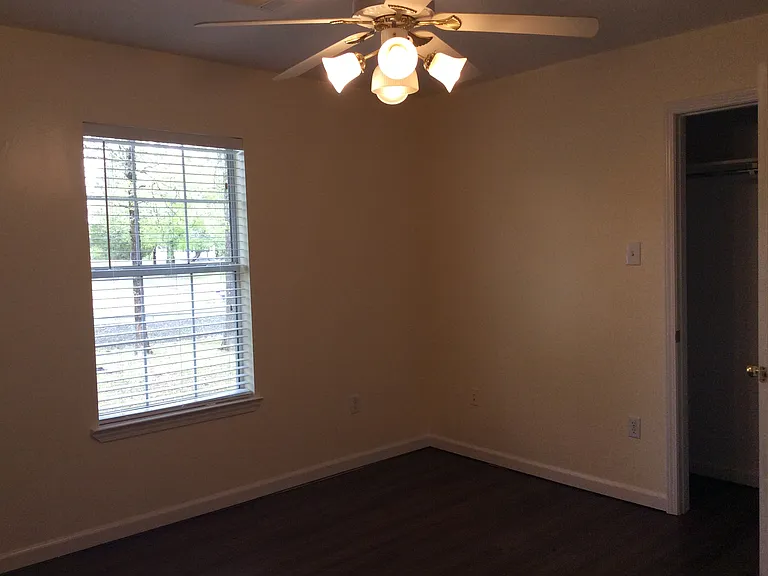 223 Sunny Gap Rd — Photo 14