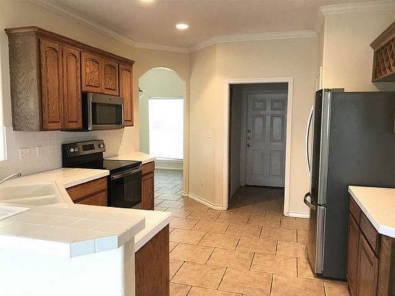 4th image of 14206 Allamanda Dr