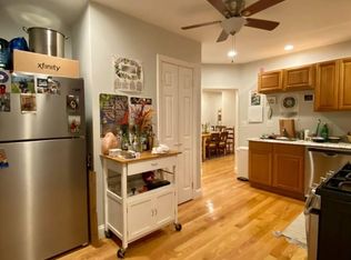 88 Willow St #1, Cambridge, MA 02141