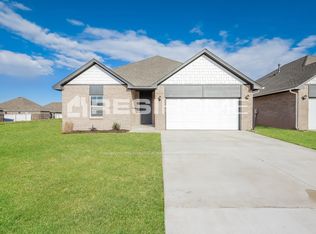 991A Elowyn St, Edmond, OK 73034