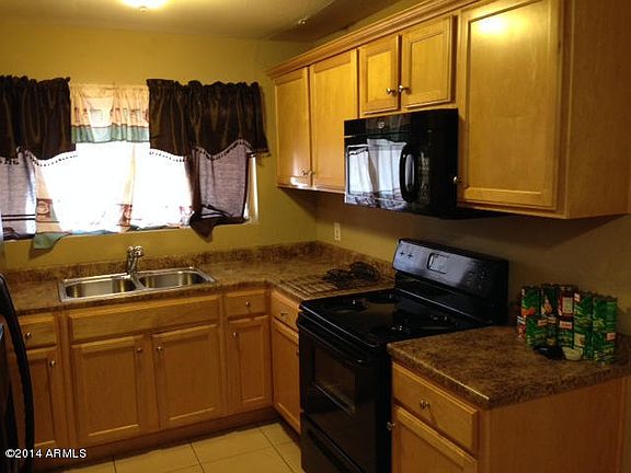 3rd image of 9422 N 39th Ave
