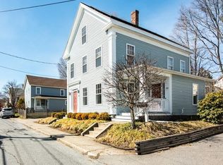 59 High St, Amesbury, MA 01913