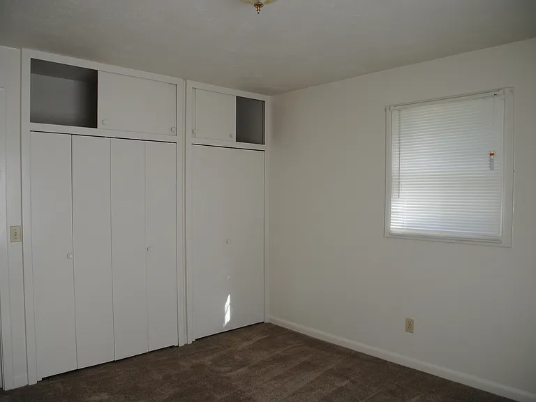 111 Walnut Dr — Photo 15