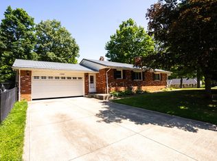 1040 Woodland Rd, Mansfield, OH 44907