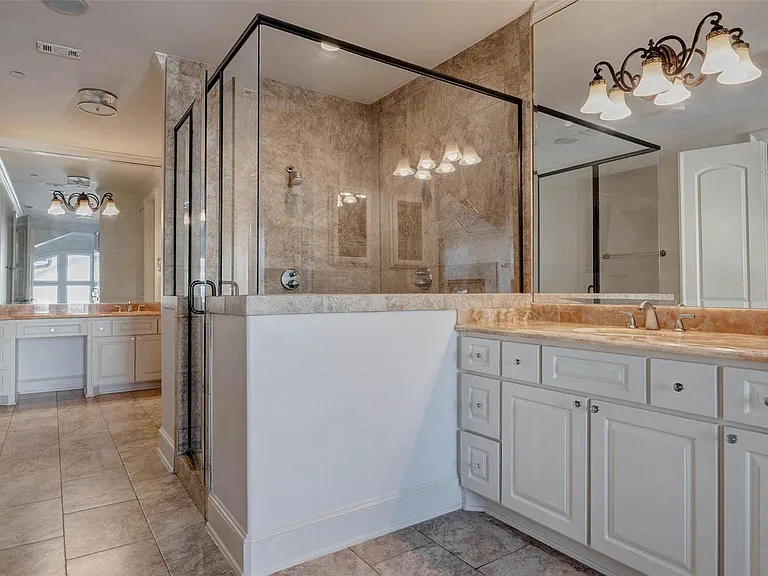 5410 Valerie St — Photo 27