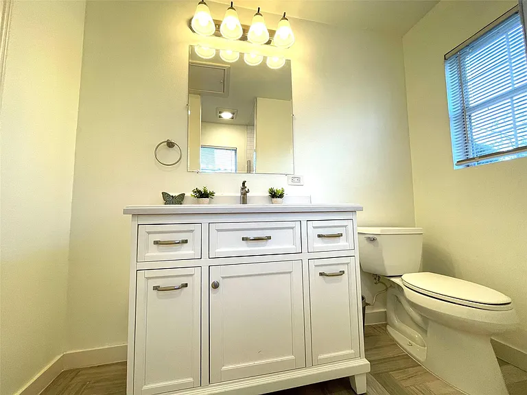 4334 Jefferson St #1/2 — Photo 3