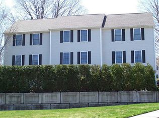 80 Old Main St #2, Lincoln, RI 02838
