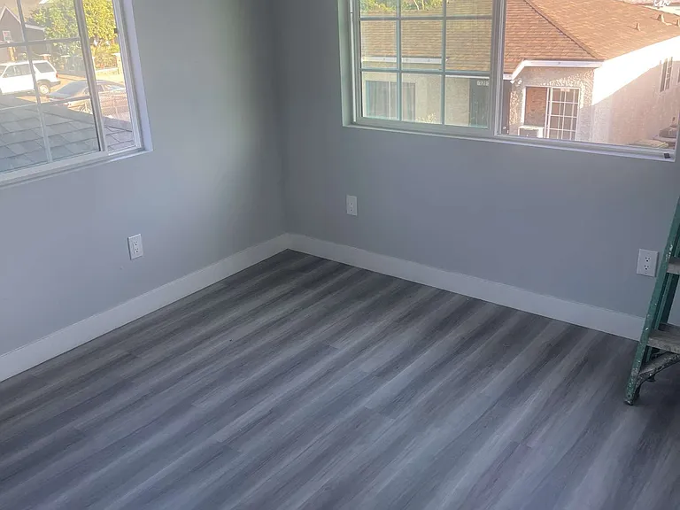717 School Ave #4 — Photo 5