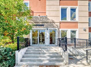 10126 144th St NW #101, Edmonton, AB T5N2T7