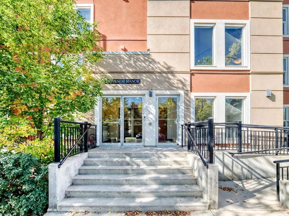 10126 144th St NW #101, Edmonton, AB T5N 2T7