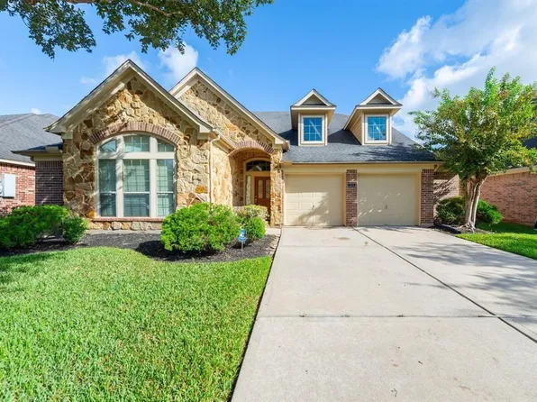 2514 Shadow Oaks Dr, Fresno, TX 77545