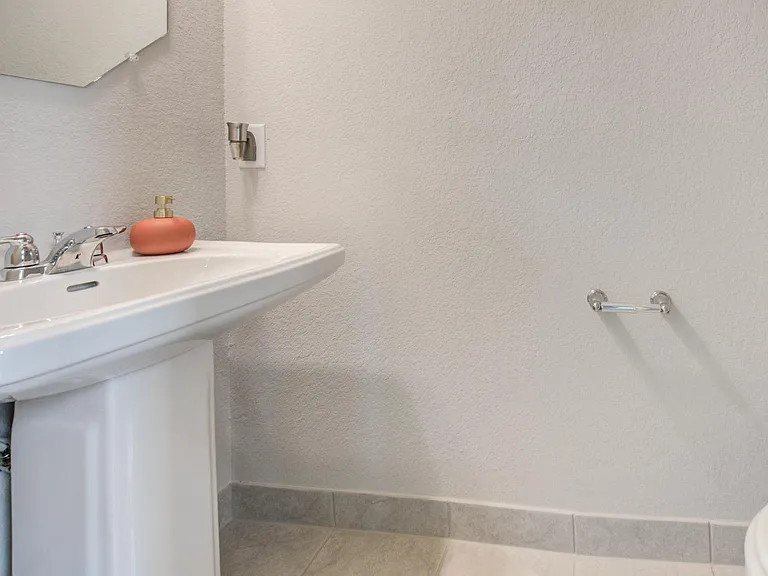 7606 Cottonwood Falls Dr — Photo 27