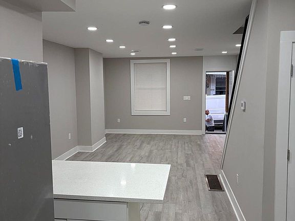 5th image of 3521 Ella St