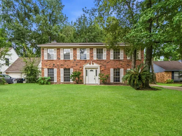 3210 Village Park Dr, Humble, TX 77339
