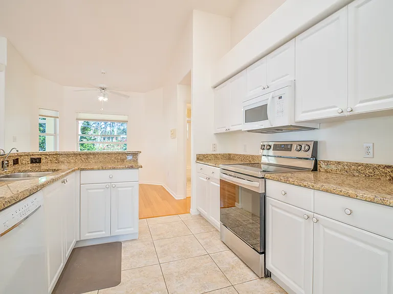 3298 Branch Creek Dr — Photo 9