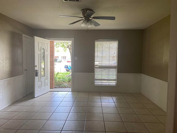 5th image of 4710 Bel Meade Cir