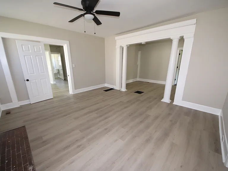 3309 Elgin Ave — Photo 12