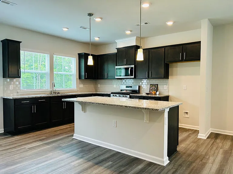 822 Falls Grove Trl — Photo 16