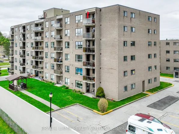 35 Bredin Pkwy N #604, Orangeville, ON L9W 3X1