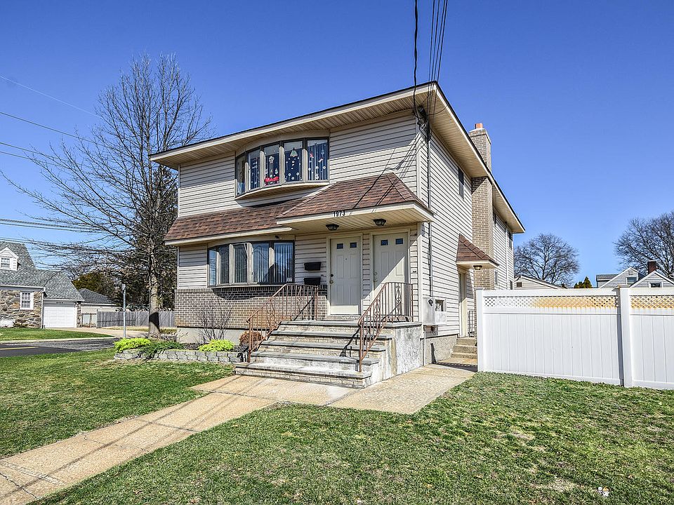 2nd image of 1973 Bellmore Ave