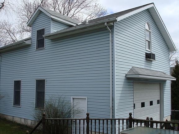DETACHED GARAGE