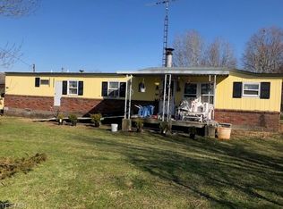 3428 Maple Rd, Jefferson, OH 44047