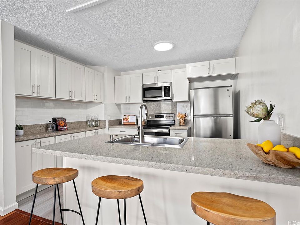 1st image of 60 N Beretania St APT 2403