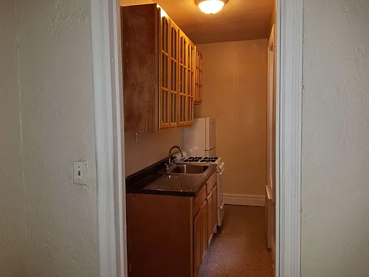 Rented by Lang Realty LLC | media 2