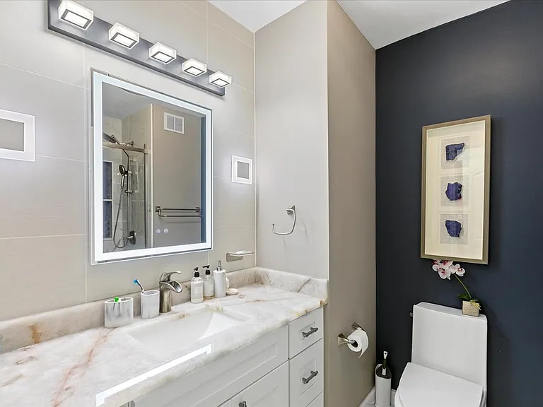 420 E Waterside Dr #1912 — Photo 21