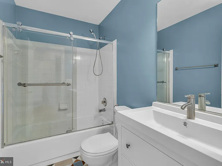 9902 Michael Schar Ct — Photo 30