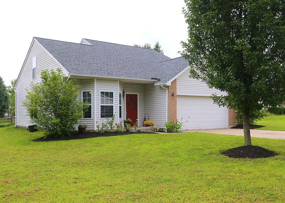 1st image of 3906 Little Creek Dr