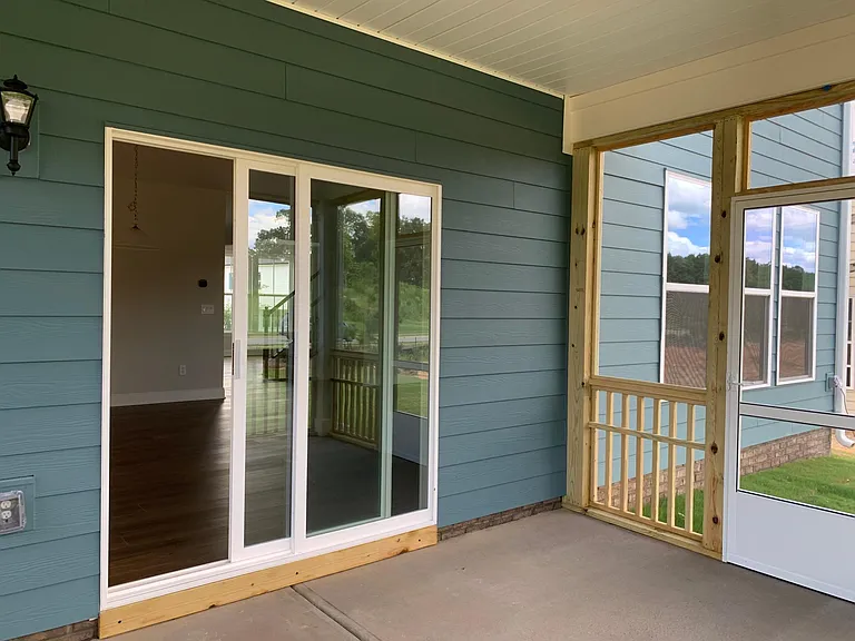 421 Hawkeye Dr — Photo 23