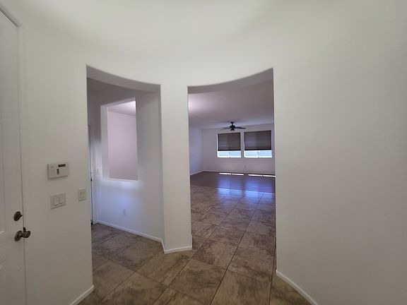 4th image of 79889 Swansea Ave