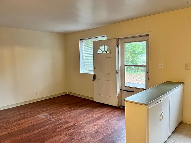 2205 Pike St #1/2 — Photo 3