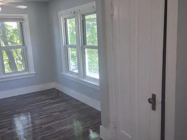 25 Glen Rd — Photo 8