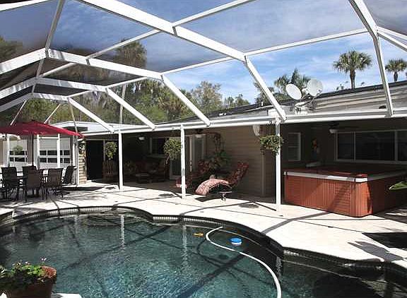 4th image of 1319 Parkland Blvd