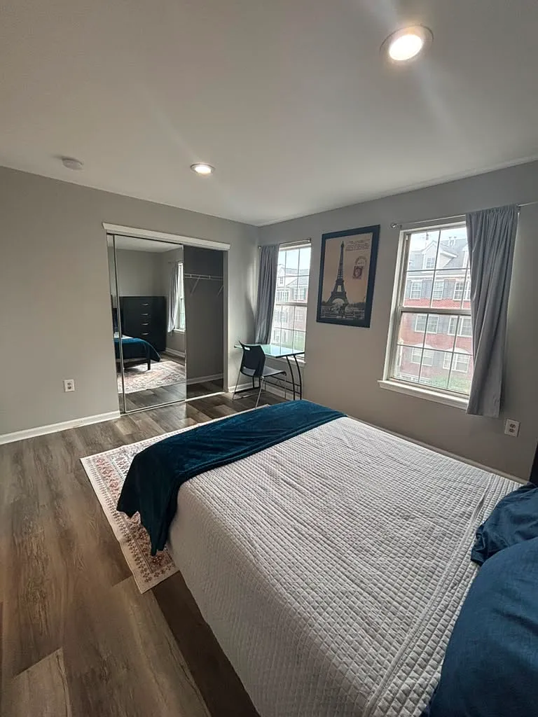 20 Ashby Lane (4 Bed | 3 Bath) (P3 | T1) - 3 - Upstairs Master Bed Front — Photo 3