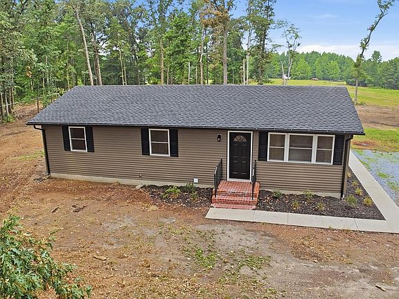 5th image of 1381 Cabin Ridge Rd