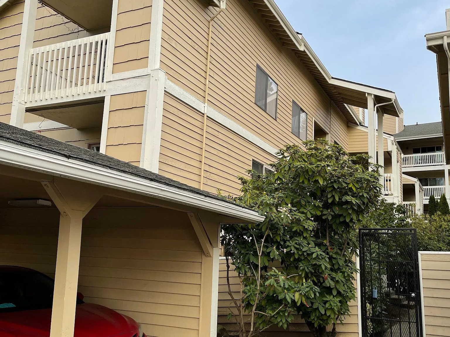 2 bed, 995 sqft, $2,500 — Photo 2