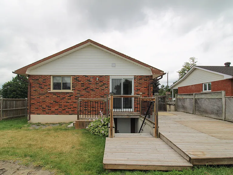 333 Spencleys Ln #A — Photo 2