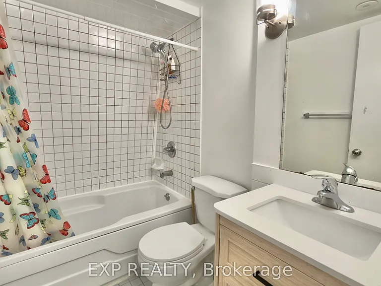 415 Jarvis St #397 — Photo 16