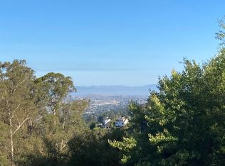 1436 Campus Dr, Berkeley, CA 94708