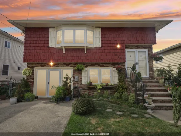 1025 Koelle Blvd, Secaucus, NJ 07094