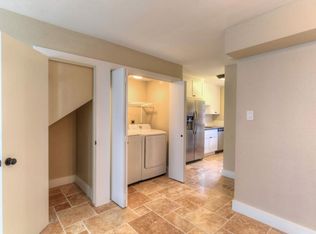 8884 Kempwood Dr, Houston, TX 77080