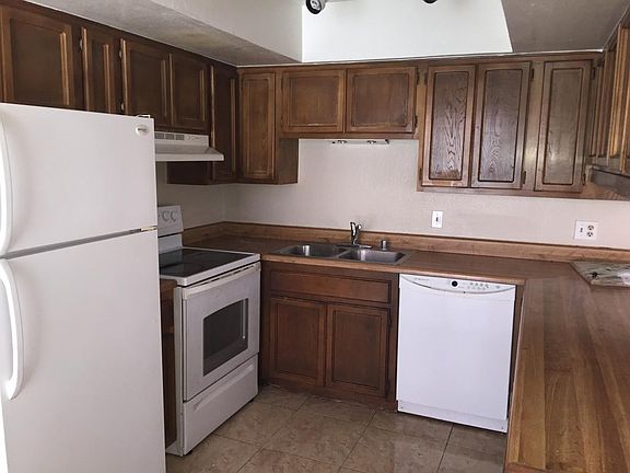2nd image of 4300 N Lamont St APT 259