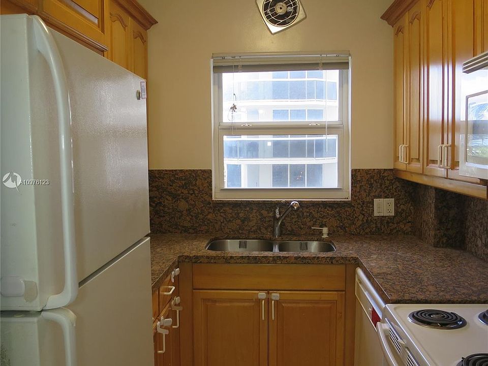 1st image of 4747 Collins Ave APT 506