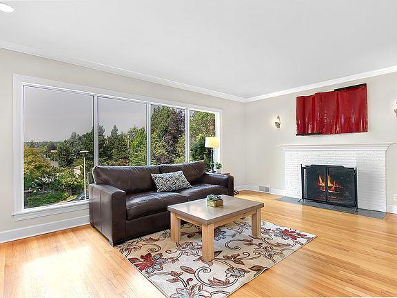 2nd image of 4188 42nd Ave NE